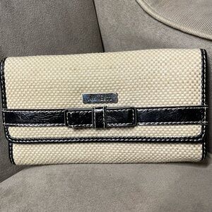 Nine West wallet